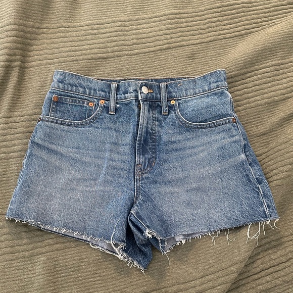 The Perfect Jean Short, Madewell, Size 27 - Picture 1 of 4